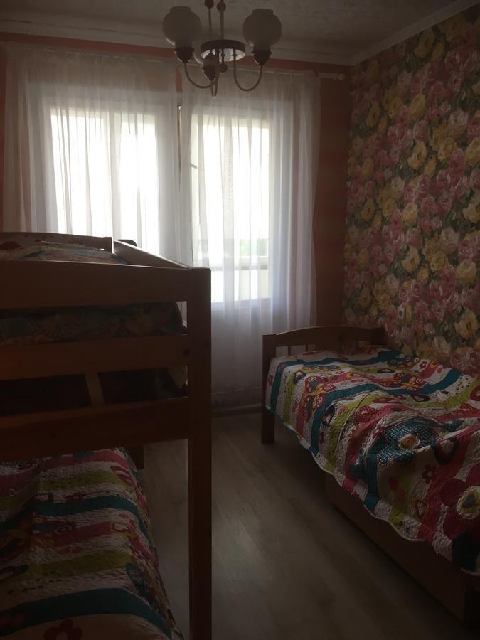 Mustvee Kortermajutus Exteriör bild